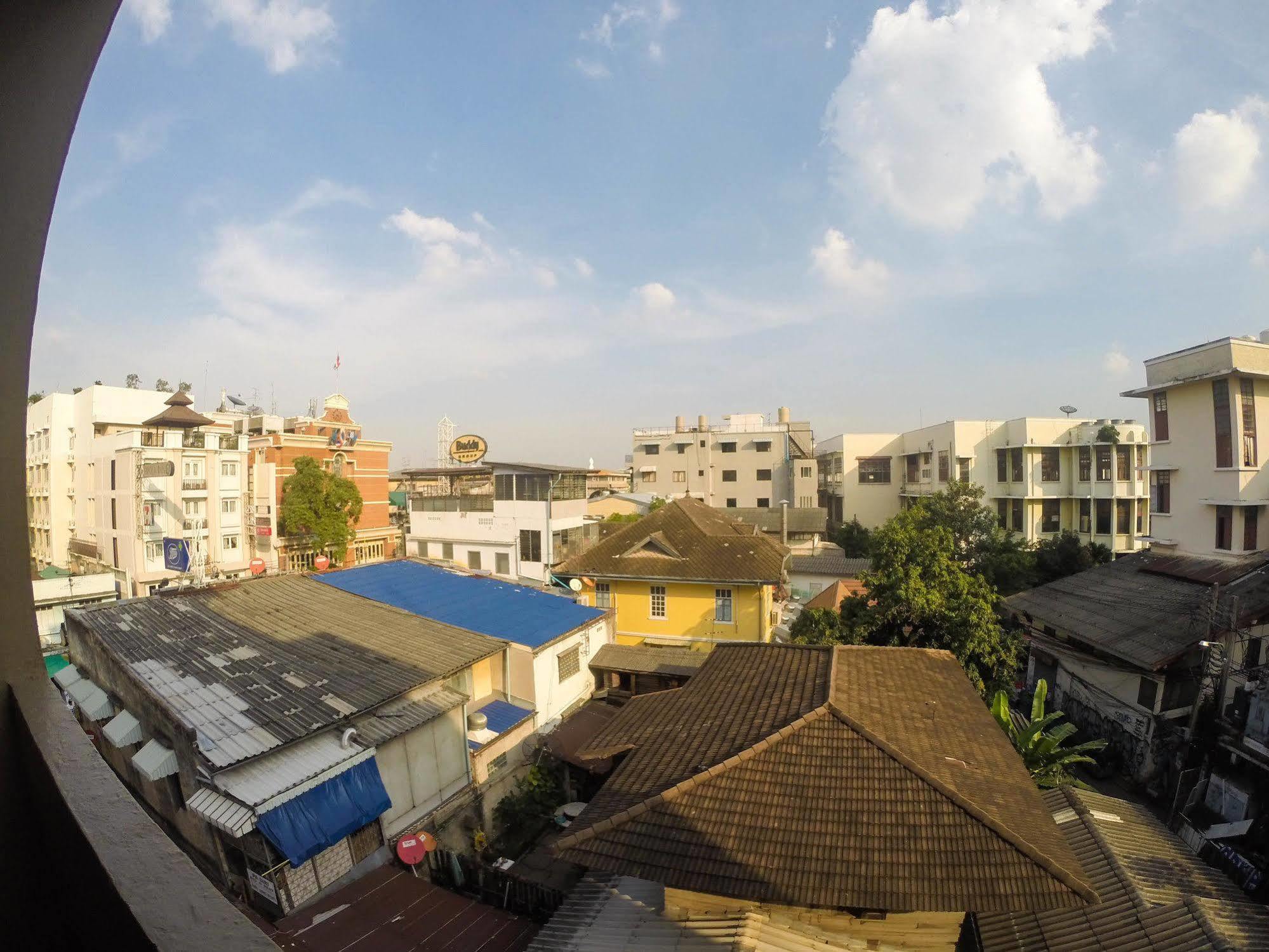 The Irish Clock Hotel Udon Thani Exterior photo