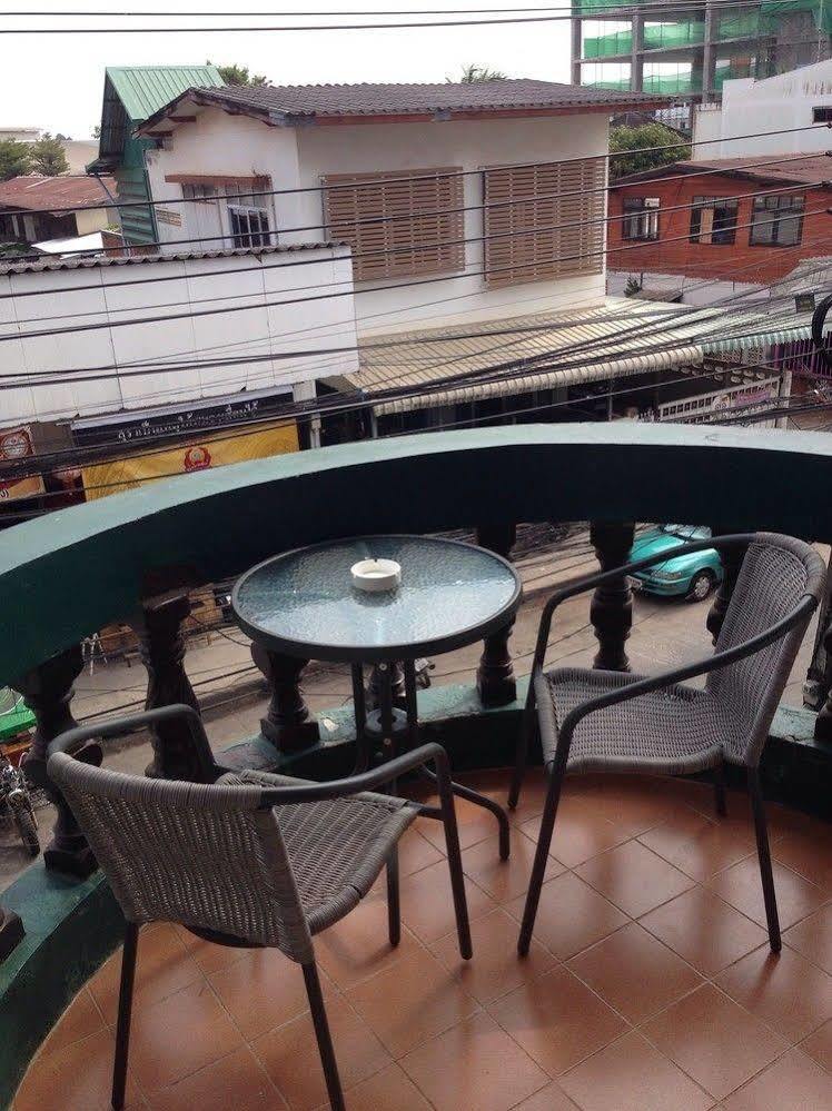 The Irish Clock Hotel Udon Thani Exterior photo