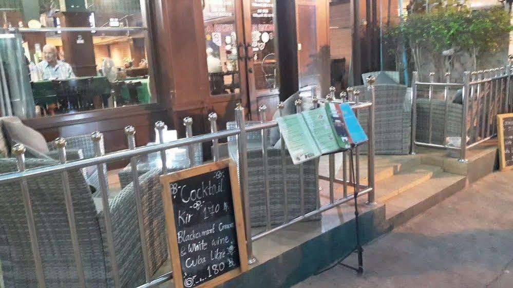 The Irish Clock Hotel Udon Thani Exterior photo